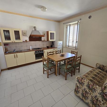 Appartamento Mare Сан-Бенедетто-дель-Тронто Екстер'єр фото